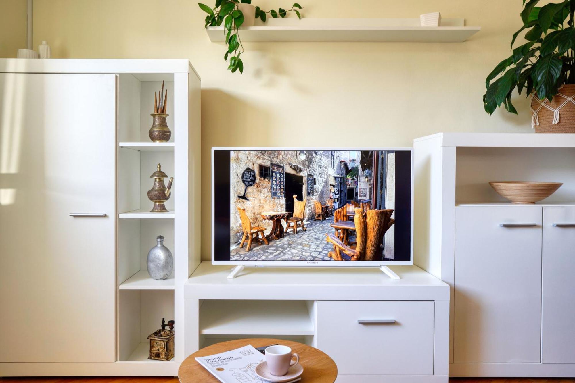 Apartmani Ana 10 Min. Hoda Od Centra Trogira Luaran gambar